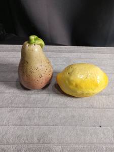 lot 5644 image: Ceramic Fruit Salt and Pepper Shakers Set