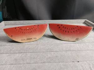 lot 5654 image: Watermelon Salt and Pepper Shaker Set Boca Grande Florida Souvenir