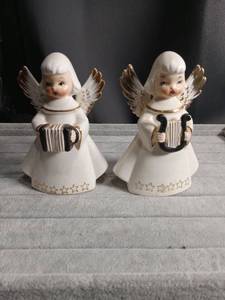 lot 5661 image: Ceramic Angel Figurines with Musical Instruments