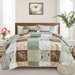 lot 7431 image: Patchwork Quilt Set FullQueen Size, 3 Pieces Green Floral Plaid Summer Bedspread Coverlet Set, Soft Microfiber Reversible Lightweight Bed Cover for All Season (90 x 90, 1 Quilt 2 Pillow Shams)