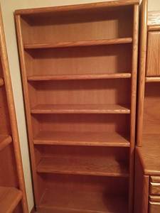 lot 902 image: Wooden Bookshelf.  Adjustable Shelves.  Matches lots 900, 901 and 903.  72 x 36 x 10