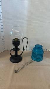lot 1009 image: Mason candlelight lamp and blue glass canister