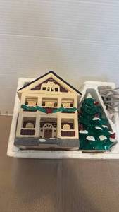 lot 1065 image: Department 56 snow village ridgewood house