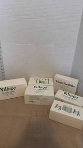lot 1071 image: Department 56 Village Accessories Lighting Set - Country Road Lampposts, Walkway Lights, Spotlight & Construction Lights