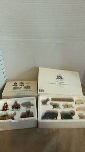 lot 1080 image: Department 56 Heritage Village Collection Farm Set & Farm Animals Bundle