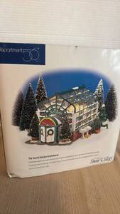 lot 1086 image: Department 56 Snow Village The Secret Garden Greenhouse