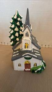 lot 1108 image: Department 56 snow village country side church