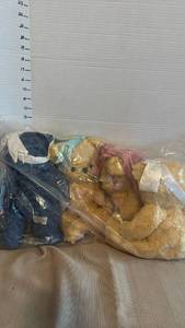 lot 1151 image: Cherished Teddys plush bears