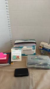 lot 1168 image: Office and School Supply Bundle