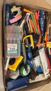 lot 1177 image: Mixed Office and School Supply Lot