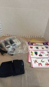 lot 1180 image: Gloobies 3D Color Glue Gun Craft Set with Instructions