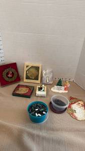 lot 1182 image: Christmas ornaments and more