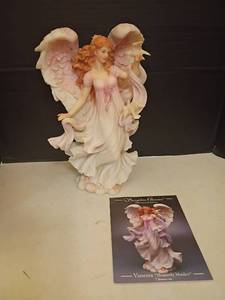 lot 1318 image: Seraphim Classics Heaven on Earth Figurines.  Vanessa, Heavenly Maiden