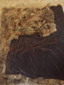 lot 1332 image: Furry Throw Blanket and Pillow