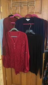 lot 1357 image: Womens Tops and Cardigans L XL
