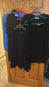 lot 1359 image: Womens Clothing Tops, Cardigans LXL