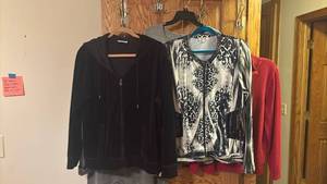lot 1422 image: Womens Mixed Tops and Jackets XL
