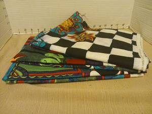 lot 2028 image: Fabric