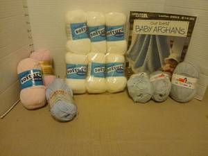 lot 2051 image: Yarn