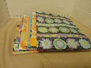 lot 2053 image: Fabric