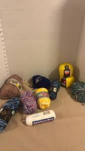 lot 2097 image: Yarn