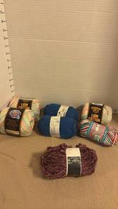 lot 2129 image: Yarn
