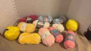 lot 2130 image: Yarn
