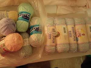 lot 2161 image: One Skein Homespun Baby Yarn Soft Lime Washable Knit Crochet