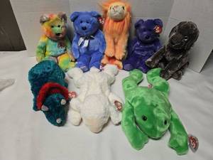 lot 3100 image: TY Beanie Buddies