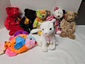 lot 3105 image: TY Beanie Buddies