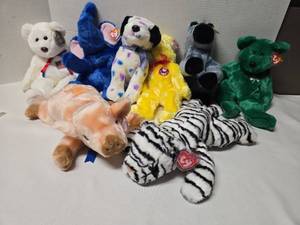 lot 3111 image: TY Beanie Buddies