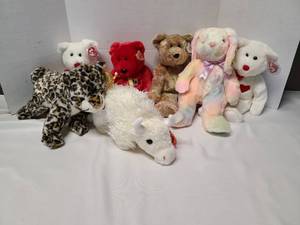 lot 3142 image: Beanie Babies