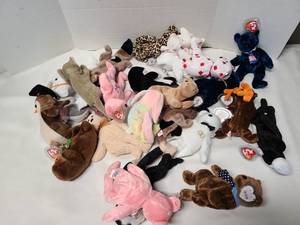 lot 3157 image: TY Beanie Babies