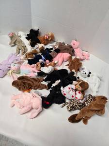 lot 3158 image: TY Beanie Babies