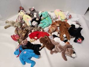 lot 3159 image: TY Beanie Babies