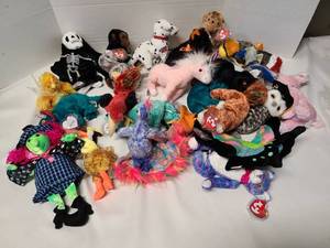lot 3161 image: TY Beanie Babies