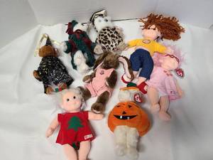 lot 3163 image: TY Beanie Kids