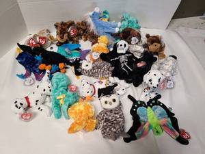 lot 3169 image: TY Beanie Babies