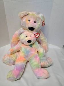 lot 3202 image: TY Beanie Buddies Peace Bears