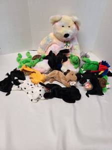 lot 3211 image: TY Beanie Babies