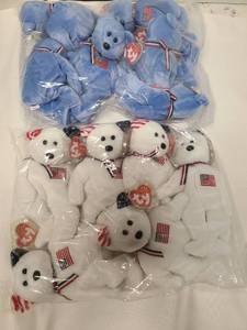 lot 3217 image: TY Beanie Babies Patriotic