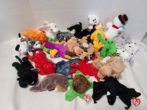 lot 3218 image: TY Beanie Babies