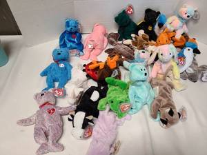 lot 3224 image: TY Beanie Babies