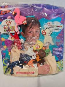 lot 3303 image: McDonalds Happy Meal Ty Teenie Beanie Babies Complete Set