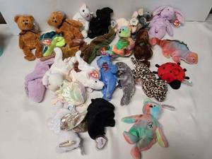 lot 3311 image: TY Beanie Babies