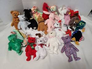 lot 3318 image: TY Beanie Babies