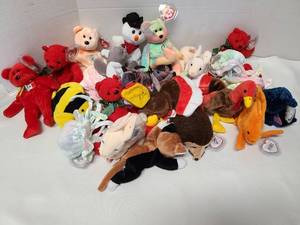 lot 3330 image: TY Beanie Babies