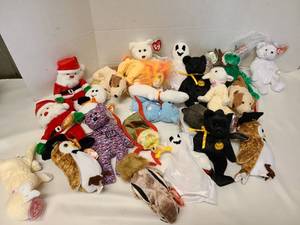 lot 3337 image: TY Beanie Babies
