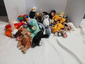 lot 3407 image: Ty Beanie  Babies