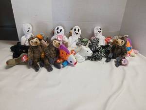 lot 3415 image: Ty Beanie  Babies